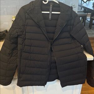 lululemon men’s navigation puffer coat
